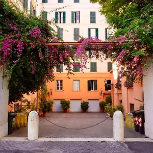 trastevere-house-suite-elegante-nel-centro-storico.it-romehotels.com/